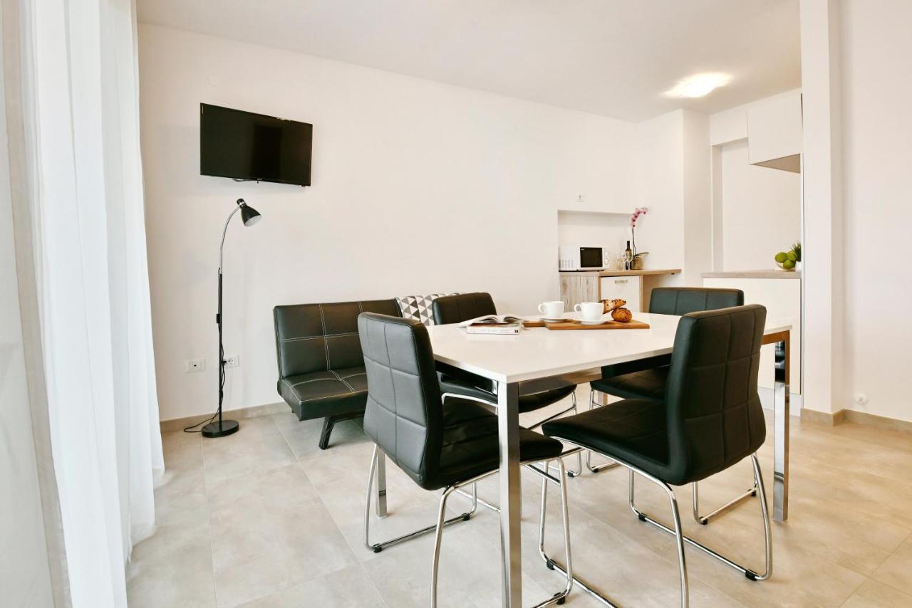 Apart Residence Rudan 罗维尼 外观 照片